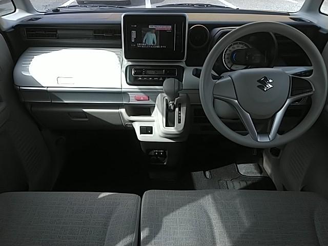 スペーシア ハイブリッドＸ　両側電動スライド　キーレス　フルセグ　ナビ＆ＴＶ　アイドリングストップ　エアバッグ　オートマ　フル装備　助手席エアバッグ　衝突被害軽減システム　ＥＴＣ　バックカメラ　スマートキー　横滑り防止機能（9枚目）