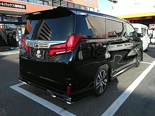 アルファード 2.5S Cパッケージ ワンオーナー サンルーフ 革シート 両側電動スライド キーレス フルセグ ナビ&TV 18アルミホイール 乗車定員7人 エアバッグ 電動シート オートマ ディーラー車 フル装備 助手席エアバッグ(3枚目)