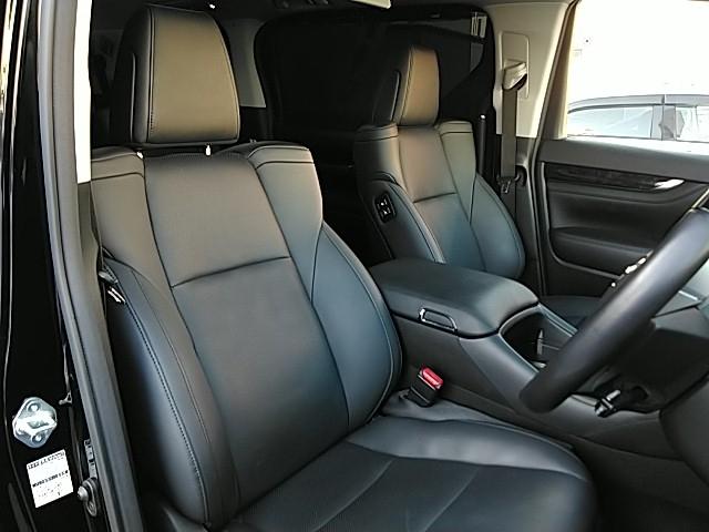 アルファード 2.5S Cパッケージ ワンオーナー サンルーフ 革シート 両側電動スライド キーレス フルセグ ナビ&TV 18アルミホイール 乗車定員7人 エアバッグ 電動シート オートマ ディーラー車 フル装備 助手席エアバッグ(10枚目)