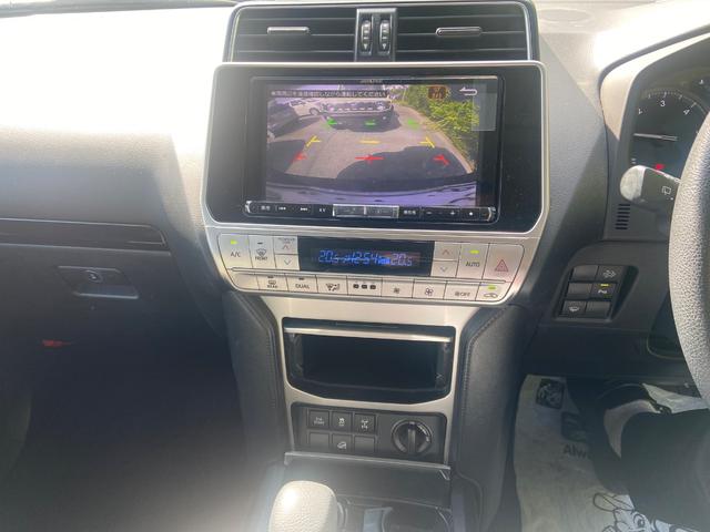 ランドクルーザープラド ＴＸ　サンルーフ　キーレス　ワンセグ　ナビ＆ＴＶ　１７アルミホイール　ディーゼル　エアバッグ　電動シート　オートマ　フル装備　安全装備　助手席エアバッグ　サイドエアバッグ　ＥＴＣ　バックカメラ　スマートキー（8枚目）