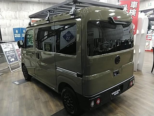 ハイゼットカーゴ クルーズターボ　ワンオーナー　キーレス　エアバッグ　オートマ　フル装備　バックカメラ　スマートキー（6枚目）