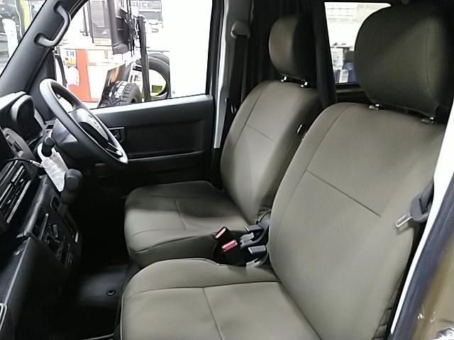 ハイゼットカーゴ クルーズターボ　ワンオーナー　キーレス　エアバッグ　オートマ　フル装備　バックカメラ　スマートキー（10枚目）