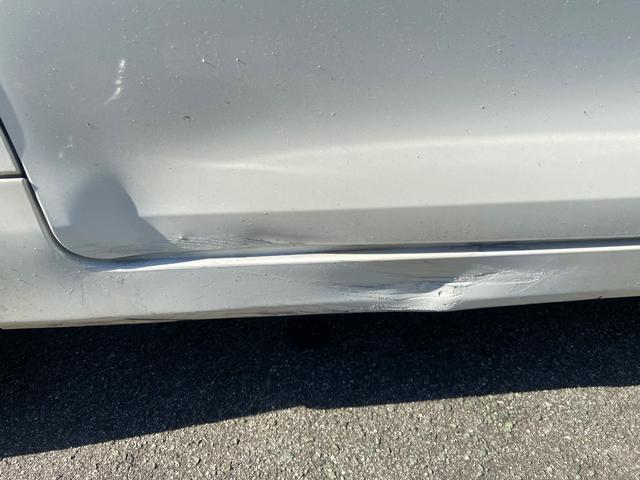 ヴォクシー V キーレス フルセグ ナビ&TV 15アルミホイール 乗車定員8人 エアバッグ オートマ フル装備 ETC バックカメラ スマートキー(20枚目)