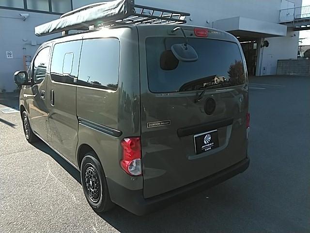 ＮＶ２００バネットバン １６００　５ドア　ＤＣＶＴ　２ＷＤ　２／５人　ワンオーナー　キーレス　エアバッグ　オートマ　フル装備　ＥＴＣ　バックカメラ　スマートキー（8枚目）