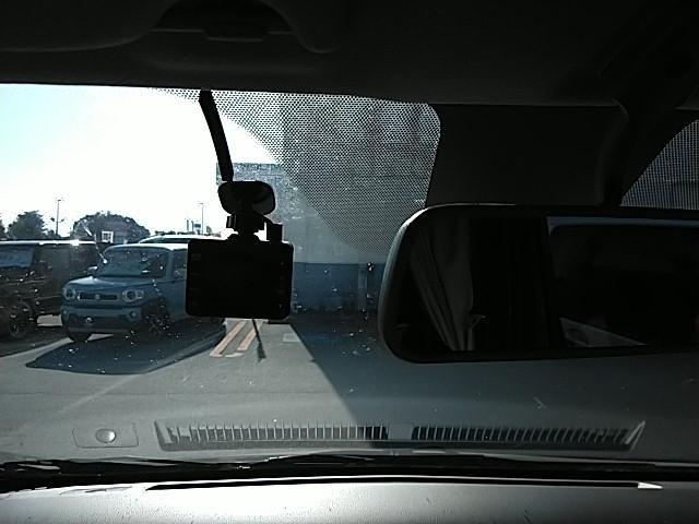 ＮＶ２００バネットバン １６００　５ドア　ＤＣＶＴ　２ＷＤ　２／５人　ワンオーナー　キーレス　エアバッグ　オートマ　フル装備　ＥＴＣ　バックカメラ　スマートキー（15枚目）