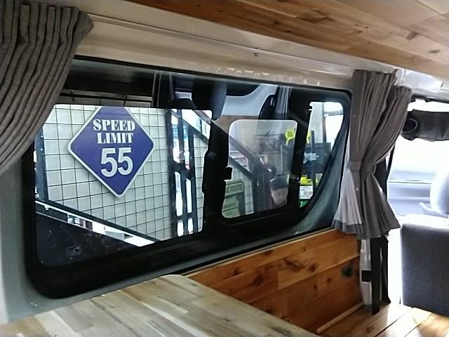 ハイエースバン ロングルートバンDX ワンオーナー キーレス フルセグ ナビ&TV 15アルミホイール エアバッグ オートマ ディーラー車 フル装備 助手席エアバッグ ETC(17枚目)