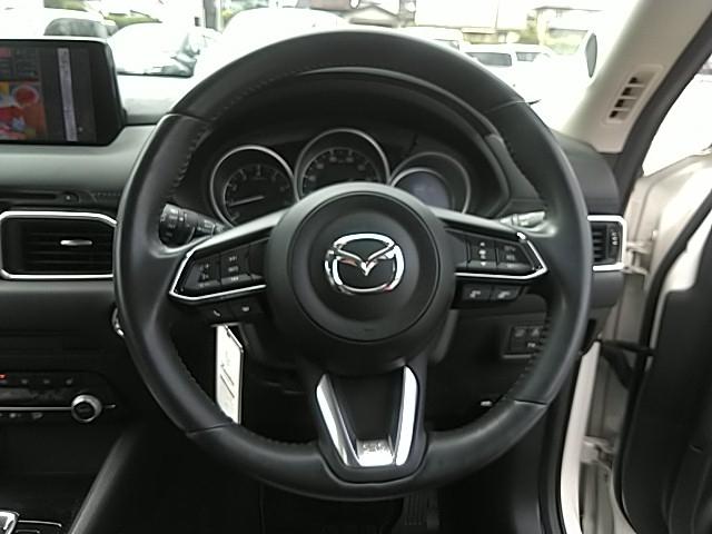 ＣＸ－５ ２０Ｓ　シルクベージュセレクション　ワンオーナー　キーレス　フルセグ　ナビ＆ＴＶ　１９アルミホイール　アイドリングストップ　エアバッグ　電動シート　オートマ　フル装備　助手席エアバッグ　衝突被害軽減システム　ＥＴＣ　バックカメラ（8枚目）