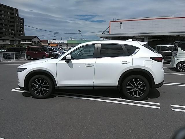 ＣＸ－５ ２０Ｓ　シルクベージュセレクション　ワンオーナー　キーレス　フルセグ　ナビ＆ＴＶ　１９アルミホイール　アイドリングストップ　エアバッグ　電動シート　オートマ　フル装備　助手席エアバッグ　衝突被害軽減システム　ＥＴＣ　バックカメラ（16枚目）