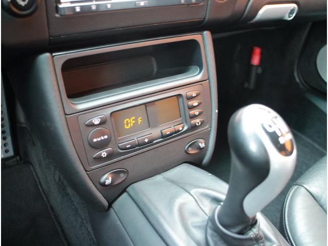 911カレラ4S4WD正規D車黒革S純正6速クァンタム車高調(15枚目)