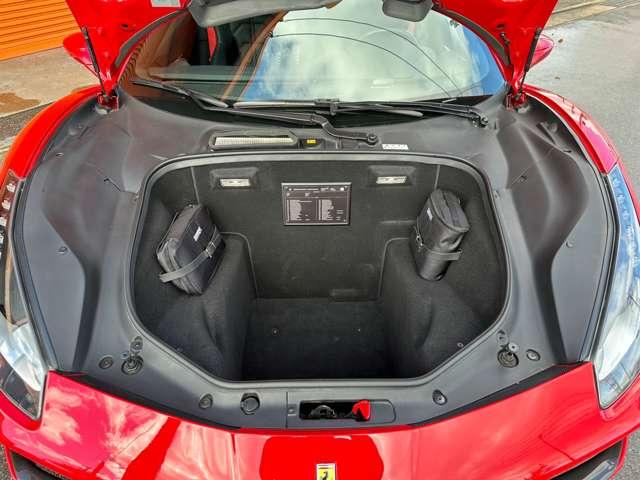 ４８８スパイダー ベースグレード　Ｆ１　ＤＣＴ　左Ｈ　正規Ｄ車・ＯＰカーボンレーシングシート・カーボンＤ－ＺＯＮＥ＋ＬＥＤステアリング・ＯＰカーボンエクステリアパーツ・カーボンＥｇカバー・ＯＰ鍛造２０インチホイル・ＯＰフロントリフター（34枚目）