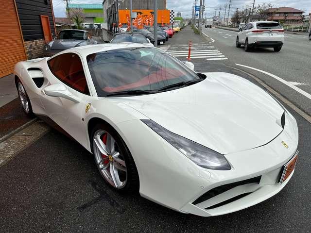 ４８８ＧＴＢ ベースグレード　Ｆ１　ＤＣＴ　左Ｈ　正規Ｄ車ＣａｒｂｏｎＤ－ＺＯＮＥ＋ＬＥＤＣａｒｂｏｎＥｇＣｏｖｅｒ（9枚目）