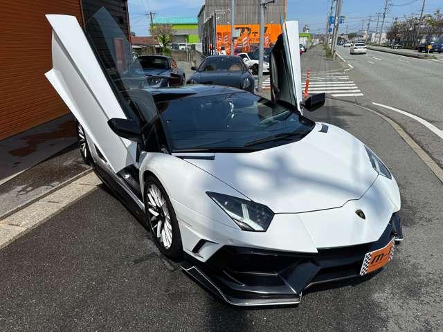 アヴェンタドール ＬＰ７００－４　４ＷＤ　左Ｈ　ＡＩＭＧＥＩＮＣａｒｂｏｎＫｉｔ鍛造２１ＡＷパワクラ可変Ｌｉｆｔ（23枚目）