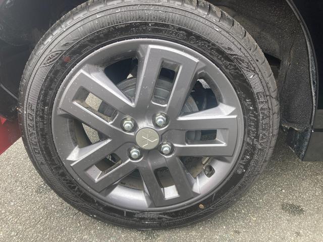 デリカミニ Ｔ　プレミアム　弊社元試乗車　衝突軽減装置　ターボエンジン　記録簿付　寒冷地　パワステ　フルタイム４ＷＤ　エアバッグ　ＥＳＣ　サイドカメラ　クルコン　インテリキー　キーフリー　アルミホイール　シートヒータ　ＡＢＳ（23枚目）