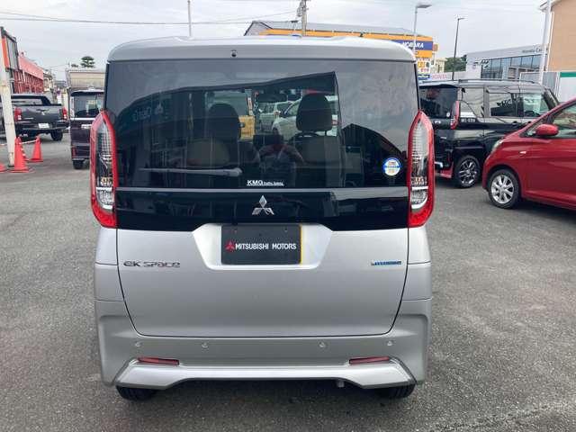 ｅＫスペース Ｇ　弊社元整備代車　フルオートエアコン　サイドカーテンエアバック　コーナーセンサー　シートヒーター　インテリキー　アイドリングストップ　盗難防止装置　ベンチシート　両側スライド片側電動　横滑防止（9枚目）