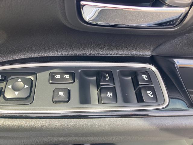 アウトランダーPHEV Gプレミアムパッケージ ナビ ドラレコ ETC 認定保証 電動シート バックモニター ワンオーナー 4WD ETC DVD再生 記録簿 メモリナビ ナビ クルーズコントロール サイドカメラ 寒冷地仕様 エアバッグ エコモード(23枚目)