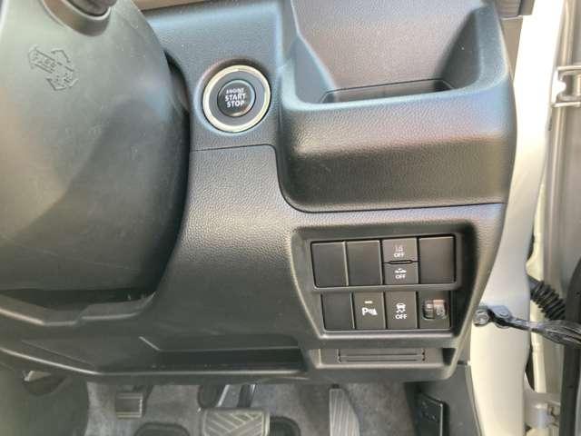 【エンジンプッシュスタートタイプ!】カギを挿し込む手間が省けますが,鍵の複製による盗難防止にとても有効です!二度がけなどのエンジントラブルを回避できるなどメリットたくさん!