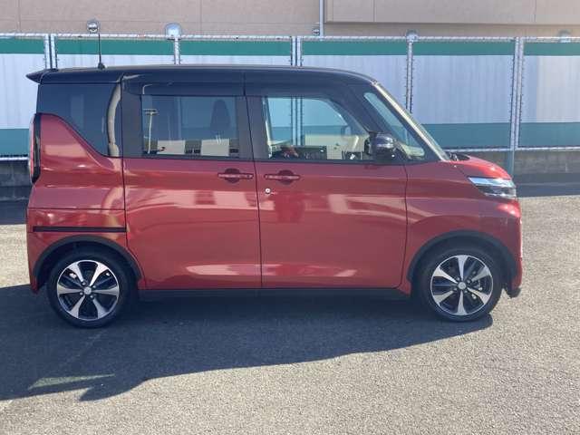 ｅＫクロススペース Ｔ　プレミアム　認定プレミアム保証　１オーナー　衝突被害軽減ブレーキ　スマートキー　Ｃセンサー　両側電動スライドドア　アルミホイール　シートヒーター　ターボ（7枚目）