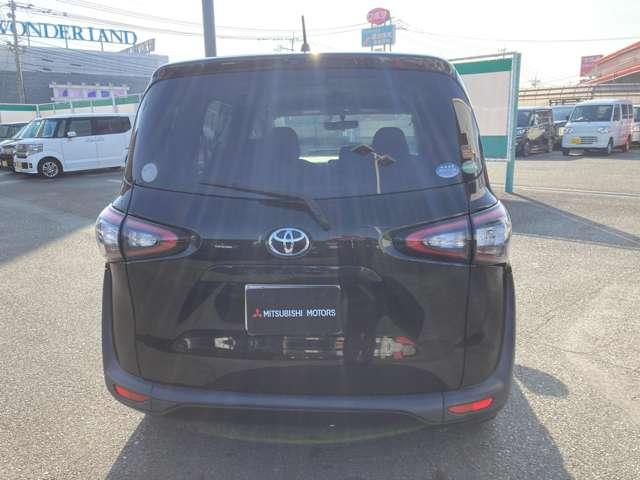 シエンタ Ｇ　メモリーナビ　Ｒカメラ　ナビ・ＴＶ　スマートキープッシュスタート　アイドリングＳ　１オ－ナ－　定期点検記録簿　ワンセグテレビ　フルオートエアコン　パワーウィンド　運転席エアバック　パワステ　ＡＢＳ（17枚目）