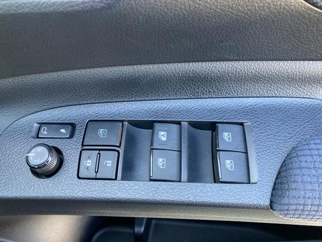 シエンタ Ｇ　メモリーナビ　Ｒカメラ　ナビ・ＴＶ　スマートキープッシュスタート　アイドリングＳ　１オ－ナ－　定期点検記録簿　ワンセグテレビ　フルオートエアコン　パワーウィンド　運転席エアバック　パワステ　ＡＢＳ（22枚目）