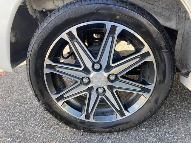 �����A���~�z�C�[���Ō����ځE�R����㋤�ɍv���v���܂��B