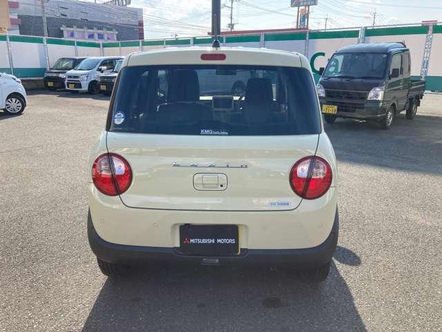 アルトラパン Ｌ　ディスプレイオーディオ　認定保証　アイドルストップ　シートヒター　定期点検記録簿　コーナーソナー　ＷエアＢ　フリーキー　ワンオーナー車　スマートキー＆プッシュスタート　盗難防止　エアバック　エアコン（9枚目）