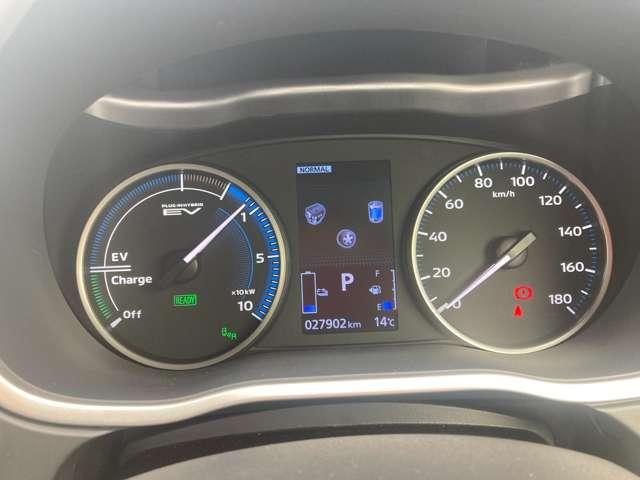 �y�X�s�[�h���[�^�[�z�C���t�H���[�V�����f�B�X�v���C�ł͗l�X�ȏ������邱�Ƃ��ł��܂������x�����ł͂Ȃ������ȏ�����ڂŊm�F�ł��܂����