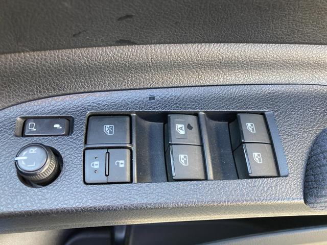 シエンタ Ｇ　メモリーナビ　Ｒカメラ　認定保証　バックカメラ付き　アイスト　スマートＫ　Ｗエアバッグ　点検記録簿　横滑防止装置　フルオートエアコン　エアバック　ナビＴＶ　フルセグＴＶ　ＥＴＣ　ＡＢＳ　パワステ（25枚目）