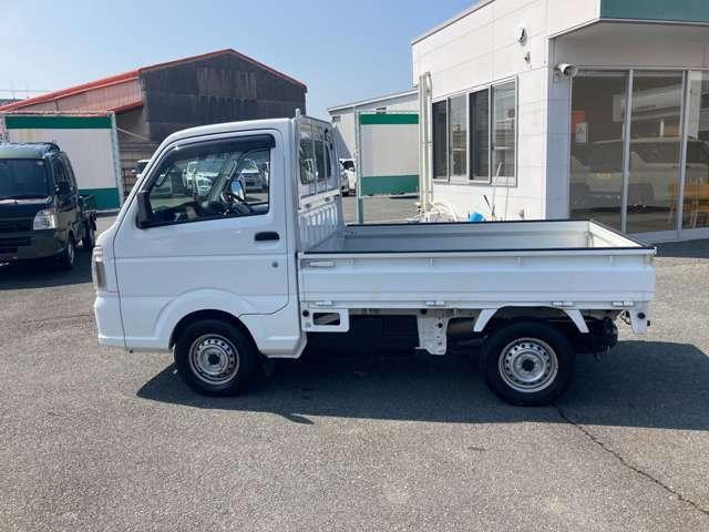 キャリイトラック KCエアコン・パワステ農繁仕様 メモリーナビ TV 認定保証 ワンオーナー車 切替式4WD 運転席エアバッグ パワステ AC 記録簿付き(10枚目)