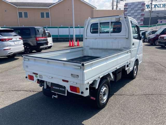 キャリイトラック KCエアコン・パワステ農繁仕様 メモリーナビ TV 認定保証 ワンオーナー車 切替式4WD 運転席エアバッグ パワステ AC 記録簿付き(13枚目)
