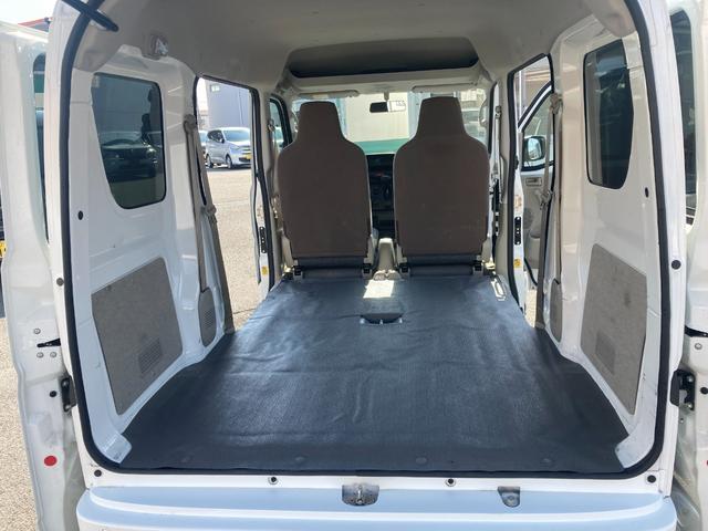ミニキャブバン E プレミアム認定保証保証 Wエアバック パワステ 横滑り防止 エアコン コーナーセンサー アイドリングストップ 両側スライドドア ABS 運転席エアバッグ(19枚目)