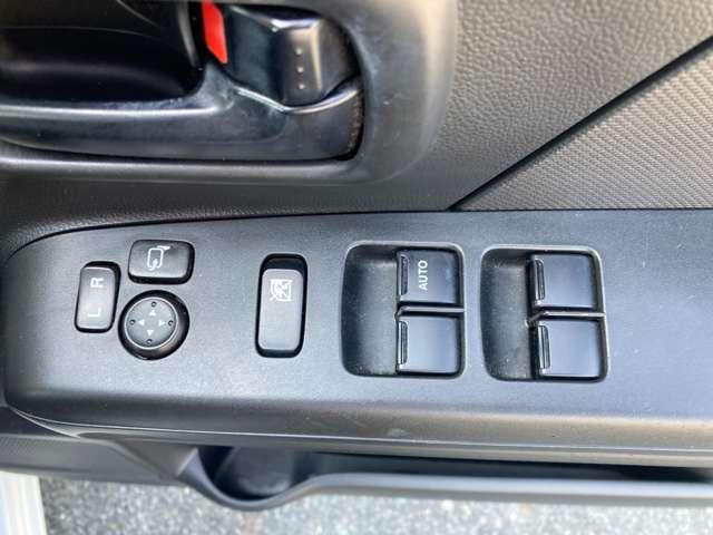 �y�p���[�E�B���h�E�X�C�b�`�z�^�]�Ȃ����ȑ����ȒP�ɑ���\�ł������q�l�̌����������h�~���ł��܂��恙