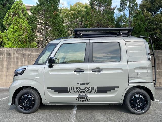 スペーシアベース ＸＦ　４ＷＤ　大型ルーフキャリア　リアラダー　ボディーステッカー　ホイールセンターキャップ　外部電源（5枚目）