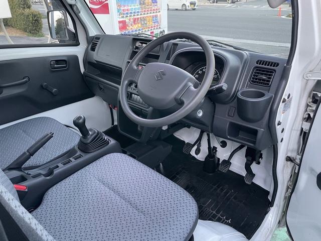 キャリイトラック ＫＣ　２ＷＤ　後輪駆動　フロア５ＭＴ　運転席エアバッグ　助手席エアバッグ　車検２年渡し（6枚目）