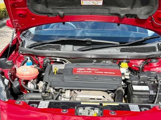 ジュリエッタ スーパー　正規輸入車　キセノンヘッドライト　レザーインテリア　電動シート　シートヒーター　キーレスエントリー　ナビ　フルセグＴＶ　バックカメラ　障害物センサー　ワンオーナー　禁煙車（25枚目）