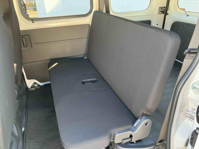 ハイゼットカーゴ ＤＸ　ワンオーナー　走行距離無制限１２ヶ月保証付き　禁煙　セキュリティアラーム　キーレスキー　両側スライドドア　エコアイドル　ハイビームアシスト　ＥＳＣ　オートライト　記録簿　レーンアシスト　両席エアバッグ　ワンオーナー（32枚目）