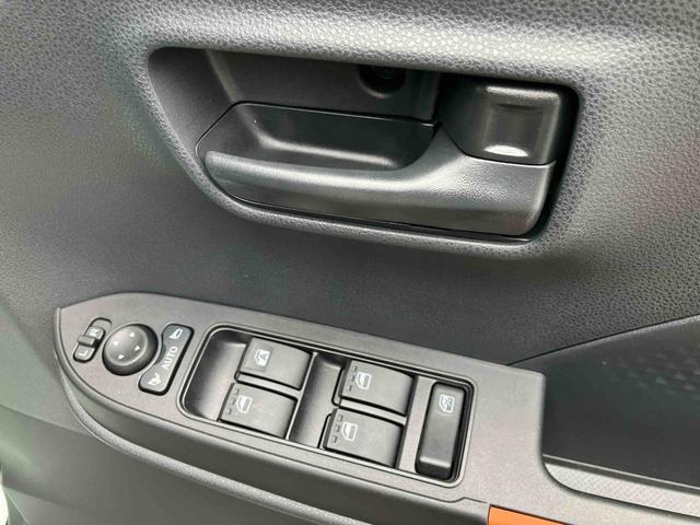 タント ファンクロス ワンオーナー 走行距離無制限12ヶ月保証付き 衝突軽減システム 両側オートドア シートヒータ 禁煙車 ワンオーナー オートLED レーンキープアシスト Bカメラ LEDヘットライト キーレスエントリー スマートキ-(31枚目)