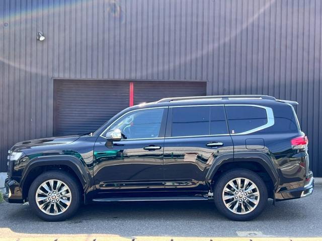 TOYOTA LAND CRUISER ZX Best Japan Spec Recon Car for Import Malaysia