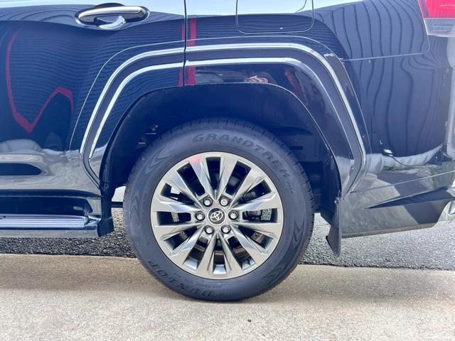 TOYOTA LAND CRUISER ZX Best Japan Spec Recon Car for Import Malaysia