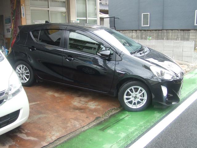 トヨタ アクア Ｓ ワンオーナー車 整備手帳 プッシュスタート アルミ 