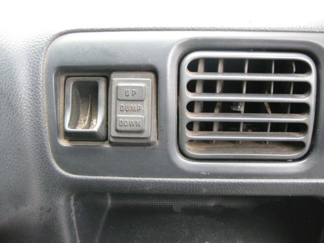 キャリイトラック 　頑丈ダンプ　４ＷＤ　ＡＣ　ＰＳ　整備手帳、取説（11枚目）