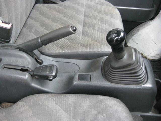 キャリイトラック 　頑丈ダンプ　４ＷＤ　ＡＣ　ＰＳ　整備手帳、取説（16枚目）