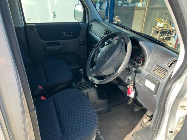 バモスホビオプロ ベースグレード　５ＭＴ　４ＷＤ　エアコン　パワステ　キーレス（16枚目）