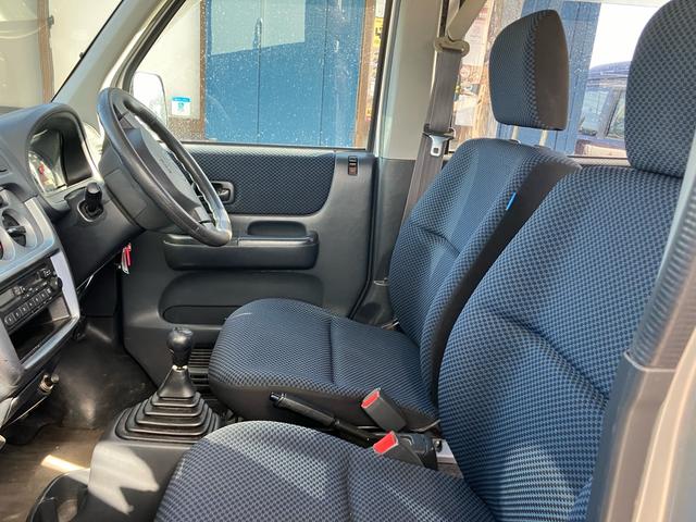 バモスホビオプロ ベースグレード　５ＭＴ　４ＷＤ　エアコン　パワステ　キーレス（25枚目）