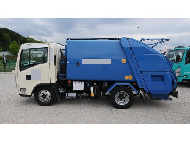 エルフトラック ２トンプレス式塵芥車　４．１立米（5枚目）