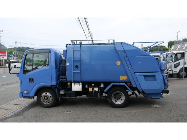 エルフトラック ２トンプレス式塵芥車　４．１立米（5枚目）