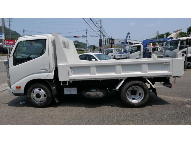 デュトロ ３トン低床ダンプ　Ｄターボ（5枚目）