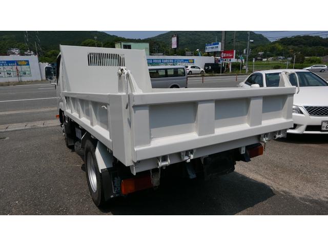 デュトロ ３トン低床ダンプ　Ｄターボ（9枚目）