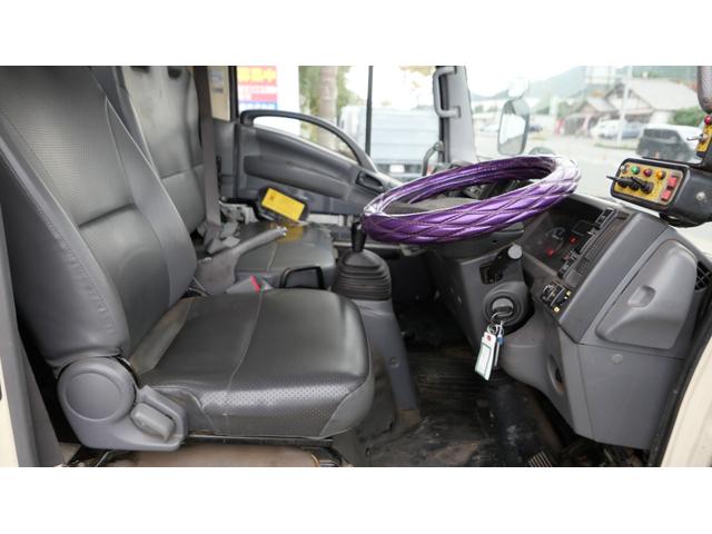 エルフトラック ２トンプレス式塵芥車　モリタ４．１立米（11枚目）