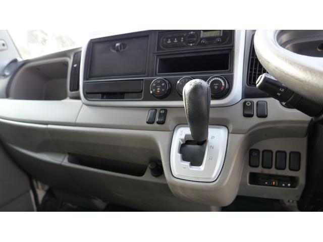 キャンター ２トンＷキャブ全低床（14枚目）