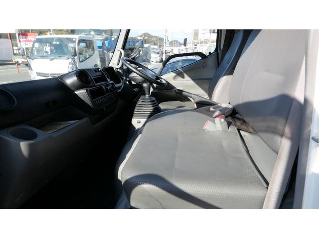 デュトロ ２トン平ボディー　４ＷＤ（15枚目）